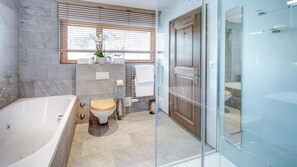 Shower, towels