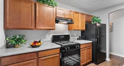 5 Minutes to Downtown Rochester NY!