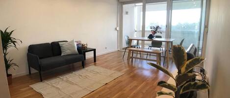 Téléviseur à écran plat