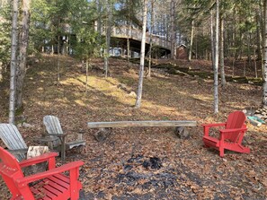 Property grounds - Lake side cottage w- sand beach. 13 acres-forest, steams & waterfalls to explore (Huntsville)
