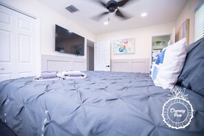 3 soverom, strykejern/-brett, reiseseng for barn og wi-fi (inkludert)