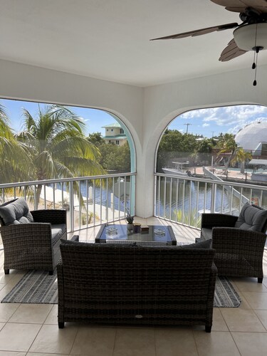 Big Pine Key, Double Wide Canal w/ Super Quick Direct Access to Gulf & Atlantic