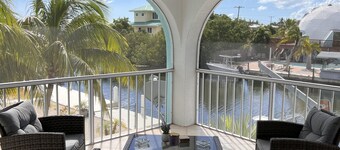 Big Pine Key, Double Wide Canal w/ Super Quick Direct Access to Gulf & Atlantic