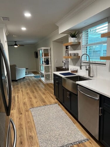 Dew Casa Luxury 3 Bedroom Florida Home