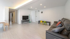 1 間睡房、免費 Wi-Fi