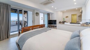 Basic Room, 1 Bedroom (stage1(Ocean view/Private barbecue))