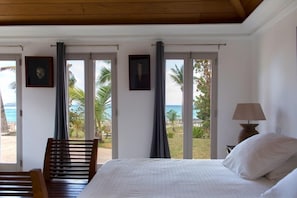 4 chambres, fer et planche à repasser, Wi-Fi gratuit, draps fournis