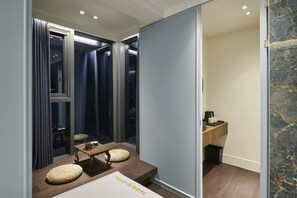 Twin Room (No Parking) | In-room safe, individually decorated, individually furnished, free WiFi - N285 Hotel Insadong (Seoul)