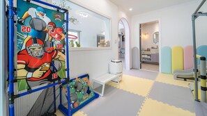 Chambre, 2 chambres (jinikidsdogchaepoolvilla) | 2 chambres, Wi-Fi gratuit