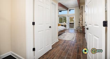 Double the Condo, Double the Fun! | Ski slope side & Mountain views | Vaulted ceilings!