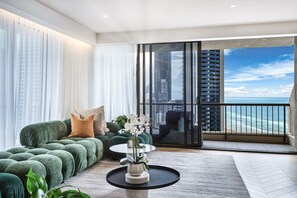 Smart TV, stereo, computer monitors