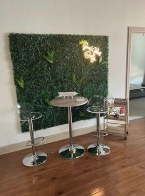 Interior - Lovely 2bd/2ba apartment near NRG/Med Center/DOWNTOWN/MIDTOWN! (Houston)