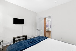 2 soverom, strykejern/-brett, wi-fi (inkludert) og sengetøy