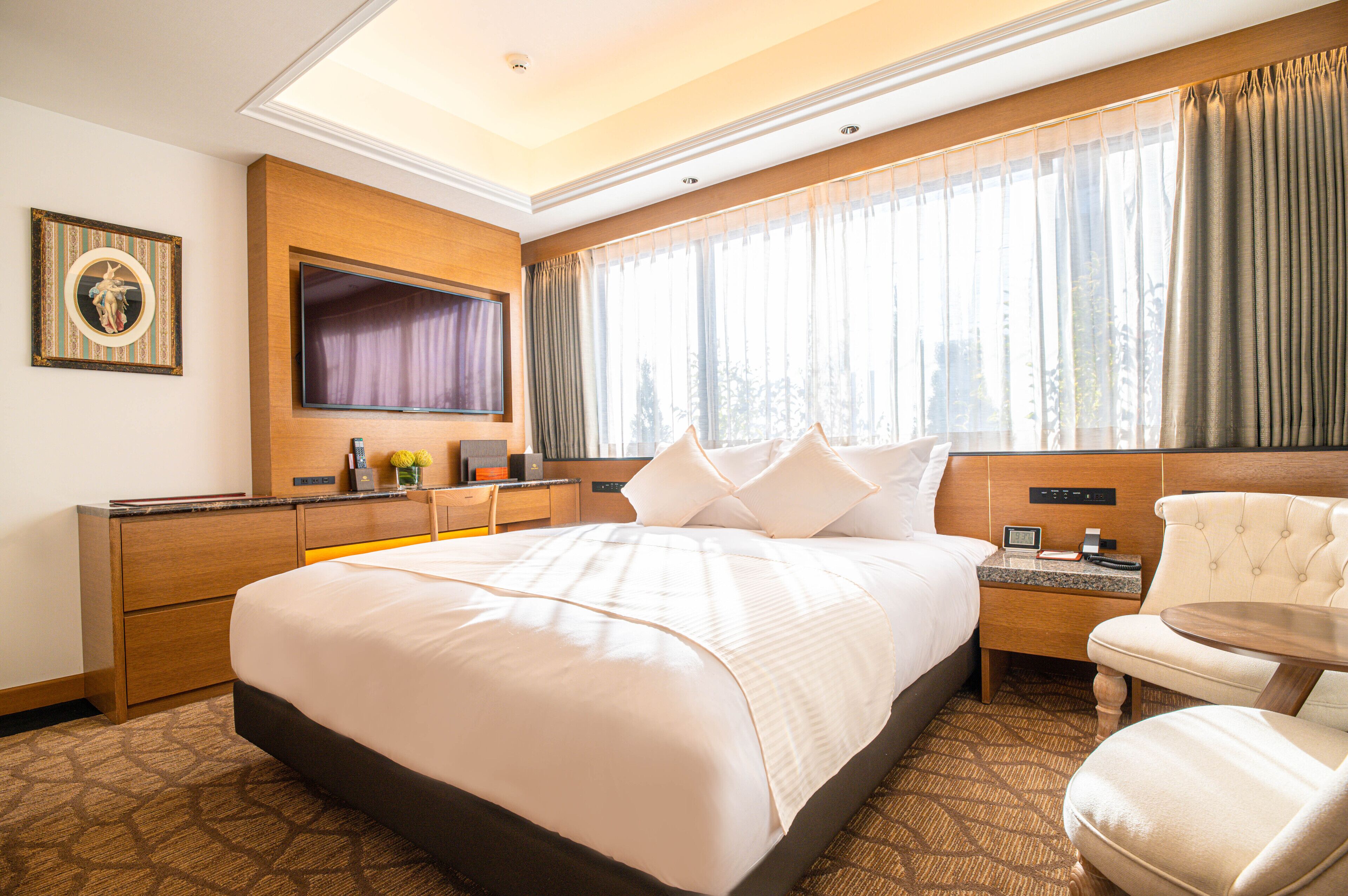 Superior Double Room, Non Smoking | Premium bedding, down duvets, free minibar, in-room safe