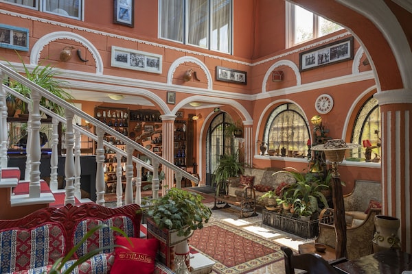 Elia Boutique Hostel & Apart-hotel - Tiflis