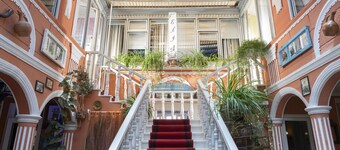Elia Boutique Hostel & Apart-Hotel