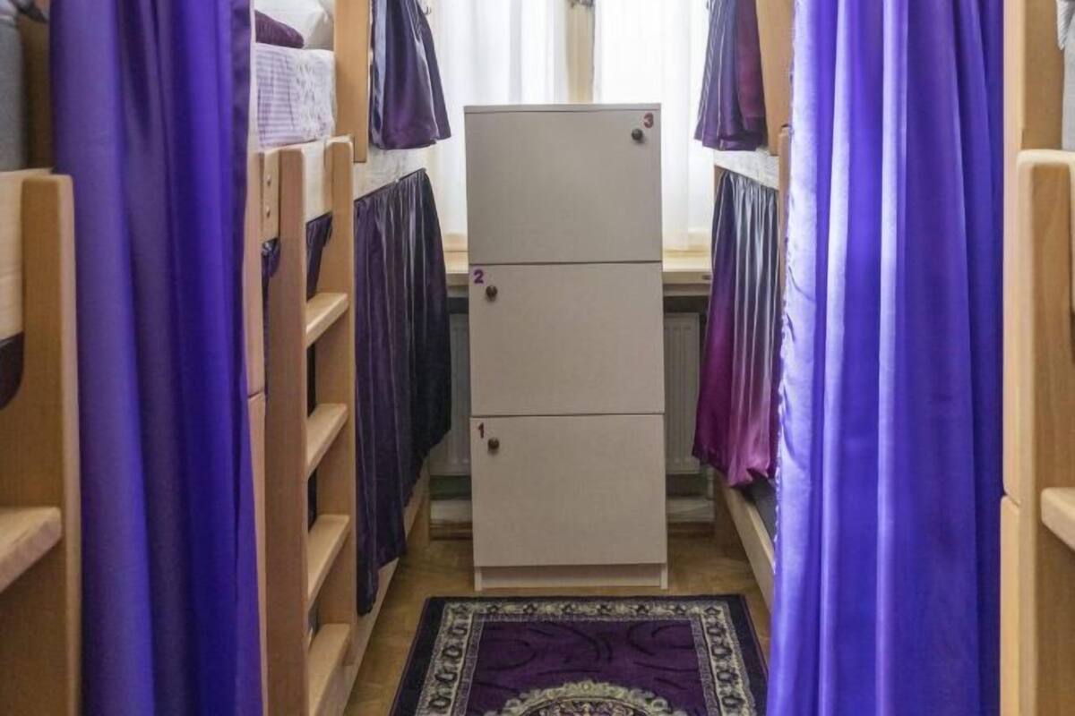 3 bedrooms, blackout curtains, iron/ironing board, free WiFi