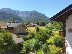 Property grounds - Vacation apartment 1 - Sonnenblick **** (Bayerisch Gmain)