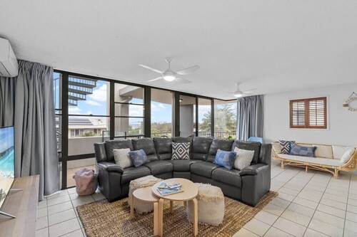 Salty Breeze - Rooftop Terrace & Jacuzzi