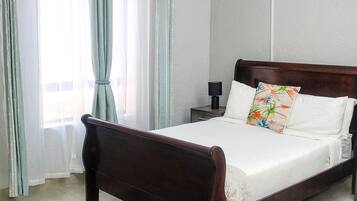 2 chambres, bureau, Wi-Fi, draps fournis