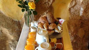 Private kitchen - 90m Double Room Maisonette With Valley, Mountain and sea View (Apokoronas)