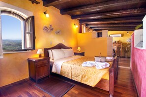 Room - 90m Double Room Maisonette With Valley, Mountain and sea View (Apokoronas)