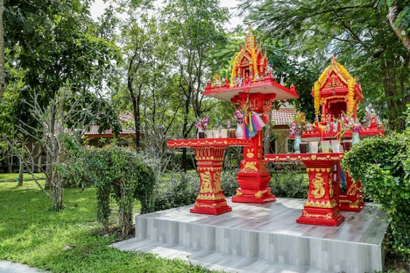 House, 1 Bedroom, Accessible, Smoking | Property grounds