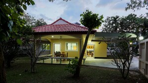 Casa, 3 quartos, acessível, para fumantes | Jardim