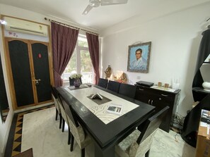 Dining room - Ardee City Heart Of Gurugram Security & Comfort (Gurugram)