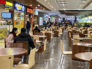 Departamento, 2 habitaciones, para fumadores, balcón | Restaurantes