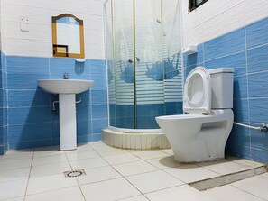Habitación, 6 habitaciones, accesible para personas con discapacidad, fumadores | Baño