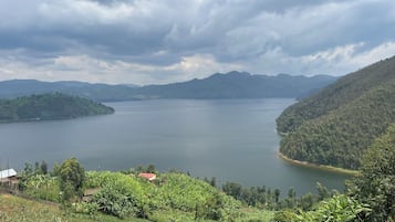 Room, 6 Bedrooms, Accessible, Smoking | Lake