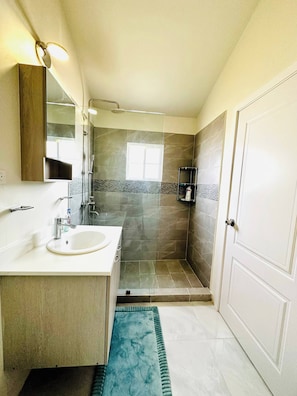 Bathroom - Escape to Paradise Brand New Bungalow With Ocean View in Discovery Bay 1 (Discovery Bay)