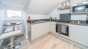 Apartment, 1 Bedroom, City View | Interior - 14 Helena House Lux Apartment (Reading)