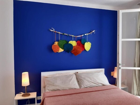 1 bedroom, iron/ironing board, travel crib, bed sheets - App Alex, Estoril Beach - Step Away From the sea Free Wifi (Boa Vista)