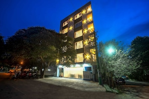 Front of property – evening/night - Zenith Hotels Hebbal Bangalore (Bengaluru)