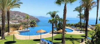 Adosado con piscina a 5 minutos de la playa