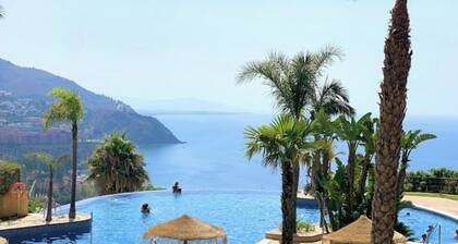 Adosado con Piscina a 5 Minutos de la Playa