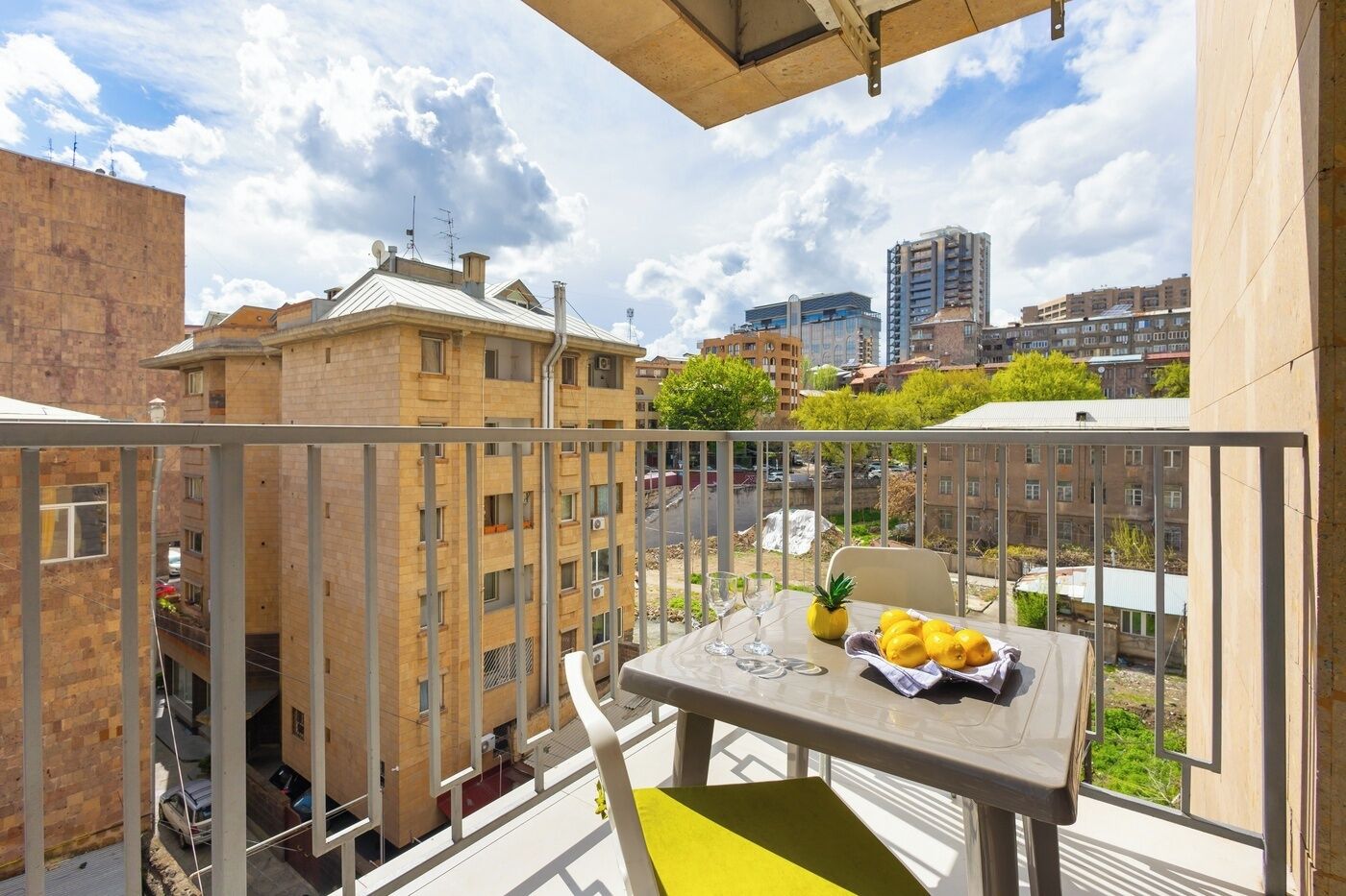 Classic Apartment | Balcony