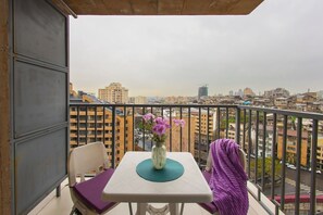 Balcony - Stay inn on Amiryan 26/4 (Yerevan)