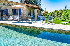 Outdoor pool - Holiday villa with private pool & air conditioning near Todi (Umbria)