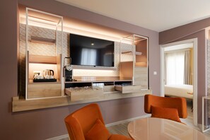 Suite | Habitacions insonoritzades, wifi gratuïta i roba de llit 