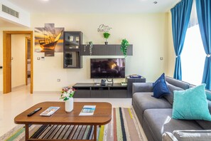 Deluxe Apartment | Egyptian cotton sheets, premium bedding, down comforters