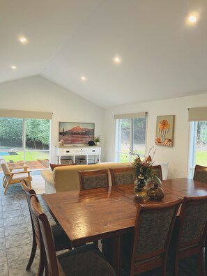 Dining - Large Acre (pet-friendly!) Home sleeps up to 10 guests  (Cape Schanck)