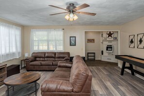 TV, DVD-spiller og filmbibliotek