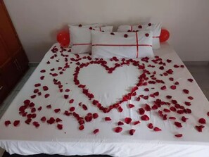 Ropa de cama de alta calidad y wifi gratis