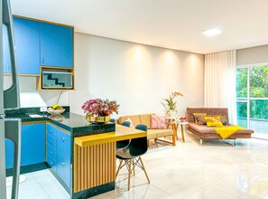 Smart TV - BEAUTIFUL FULL DUPLEX APARTMENT, WITH GOURMET AREA + HOME OFFICE (Boituva)