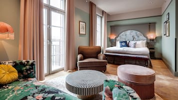 Superior Curiosa (Minimum check-in age is 25) | In-room safe, desk, laptop workspace, blackout drapes