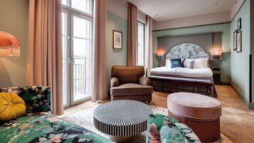 Superior Curiosa (Minimum check-in age is 25) | In-room safe, desk, laptop workspace, blackout drapes