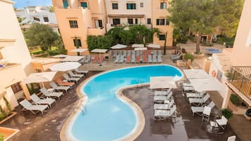 Piscina a l'aire lliure